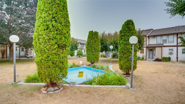 Property Photo: 4100 24 Avenue 131 BC V1T 1M2