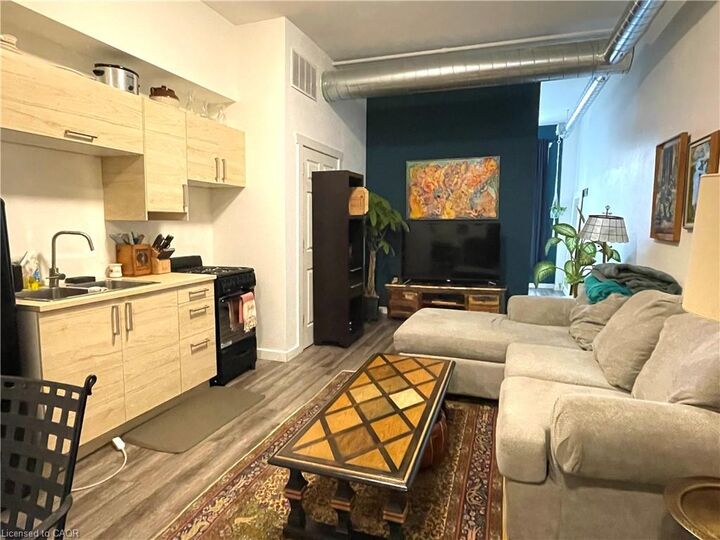 Property Photo:  91 James Street N  ON L8R 2K6 