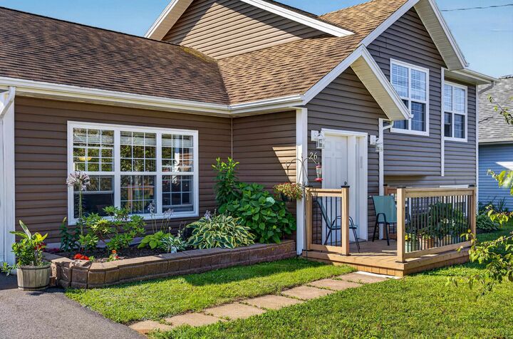 Property Photo:  26 Hummingbird Street  PE C1E 0B2 