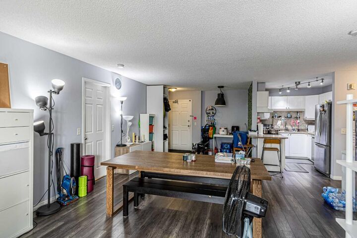 Property Photo:  9 Country Village Bay NE 407  AB T3K 5J8 