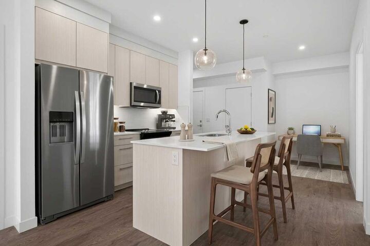 Property Photo:  6 Merganser Drive W 3201  AB T1X 2Y2 