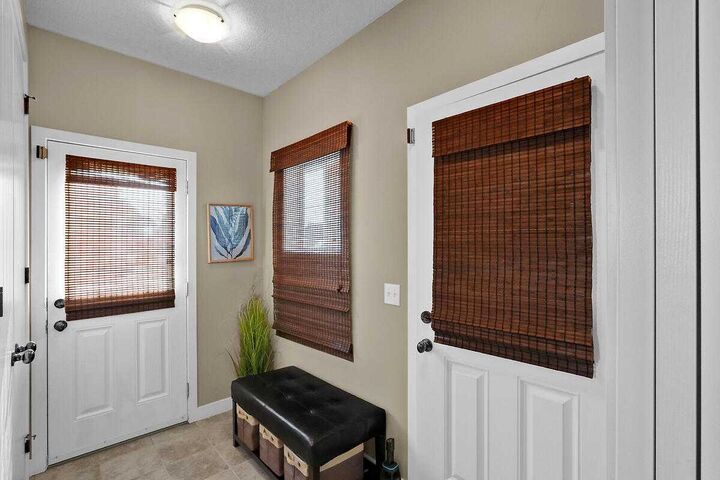 Property Photo:  460 Seclusion Valley Drive  AB T0L 2A0 