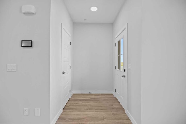 Property Photo: 49 Hotchkiss Gardens SE AB T3S 0T6