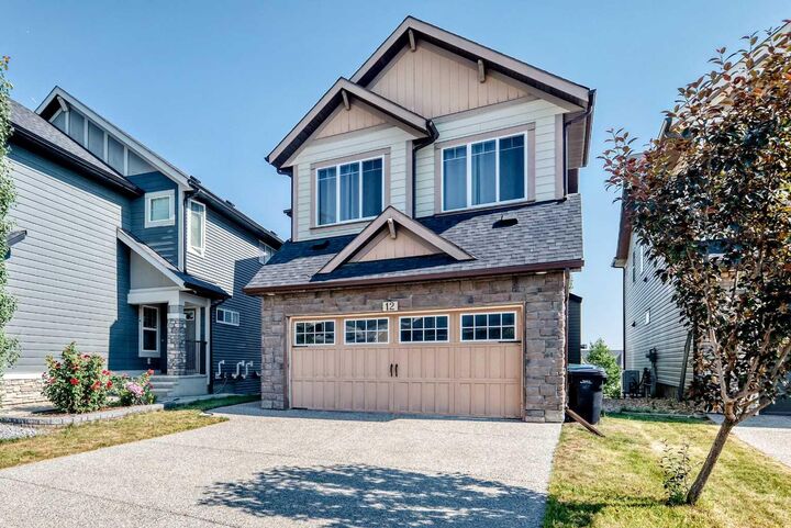 Property Photo: 12 Kincora Mews NW AB T3R 0N3
