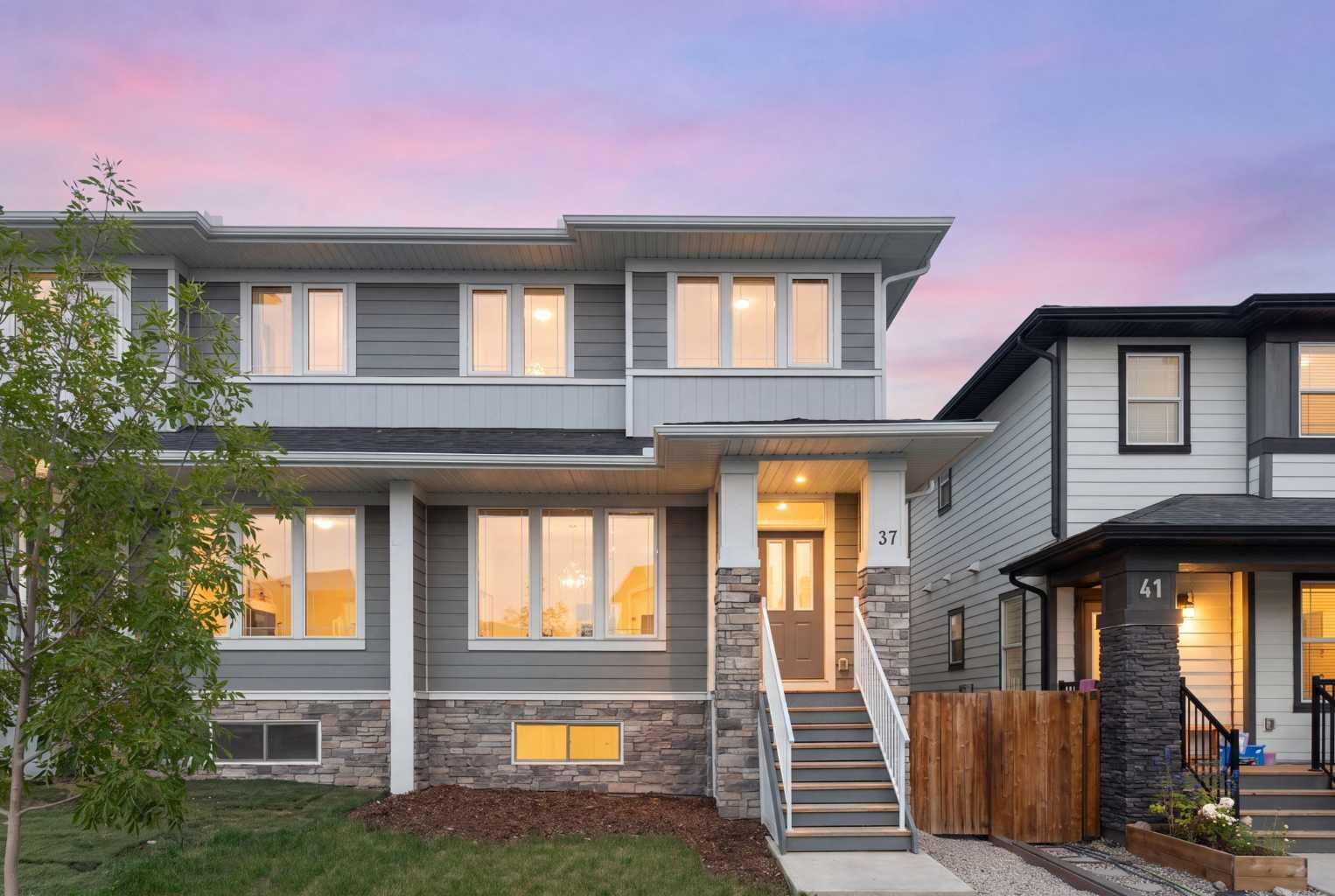 Property Photo: 37 Verity Manor SW AB T2Y 0T2