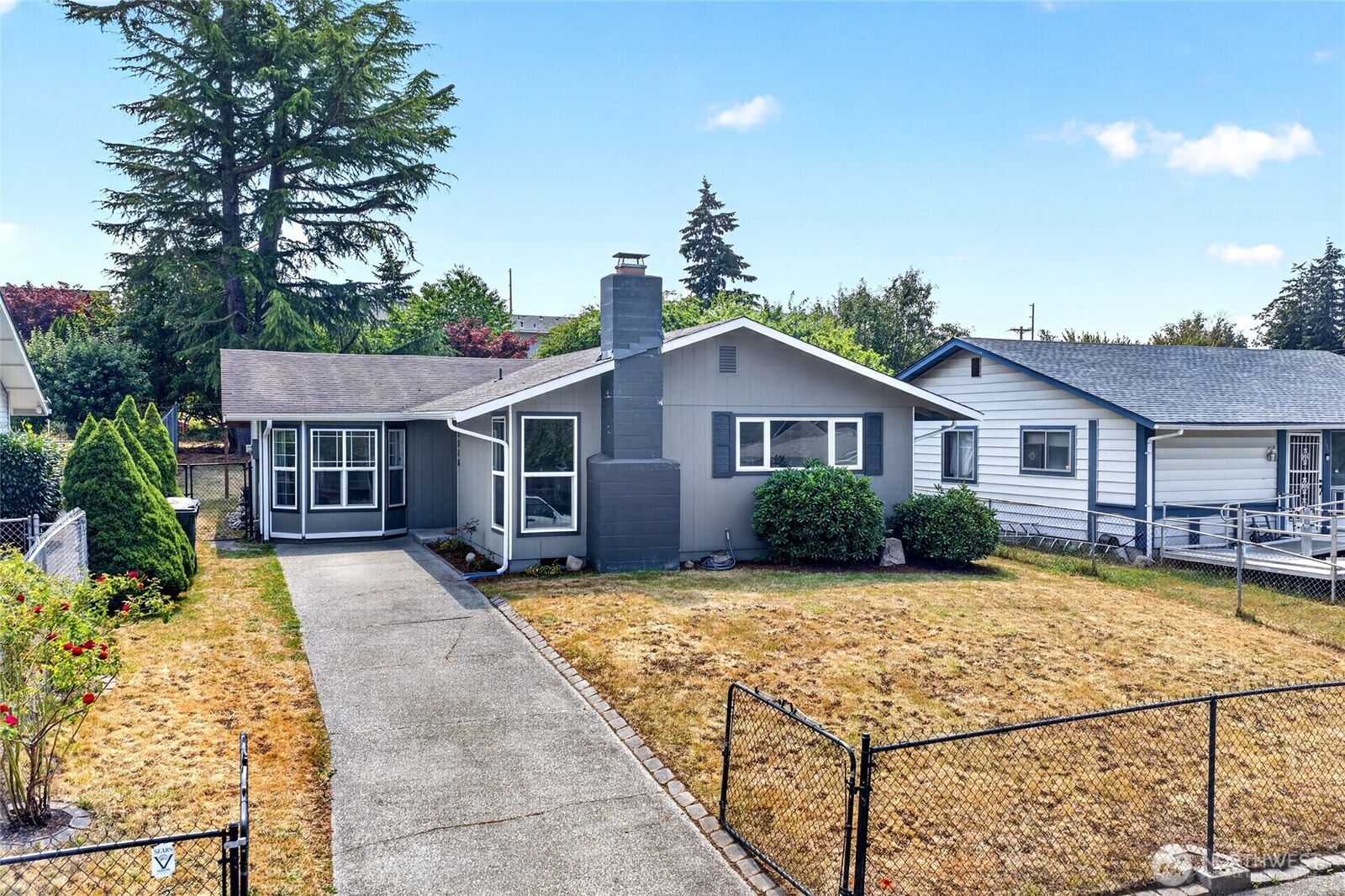Property Photo:  1318 E 62nd Street  WA 98404 
