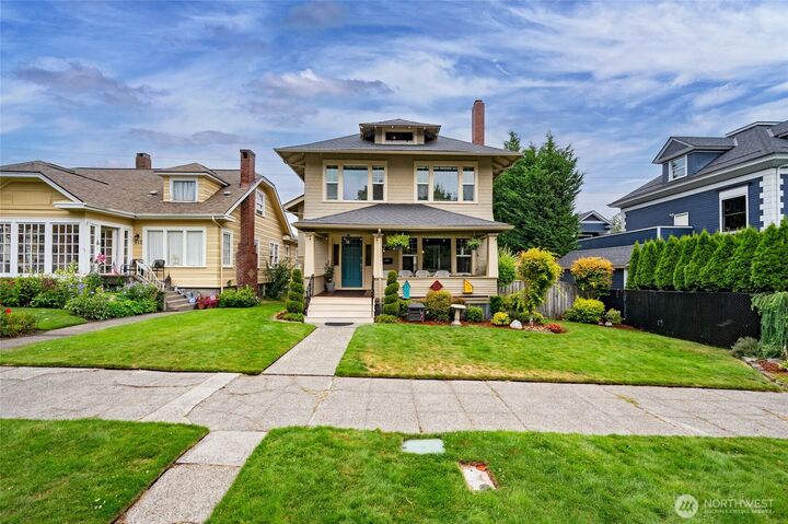 Property Photo: 511 N Cushman Avenue WA 98403