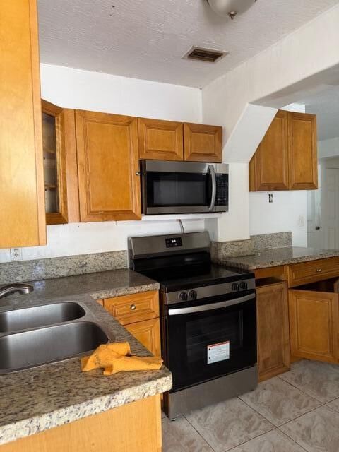 Property Photo:  2975 NW 96th Street  FL 33147 