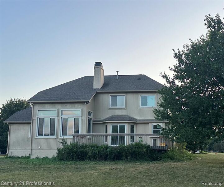 Property Photo:  12220 Moceri Drive  MI 48439 