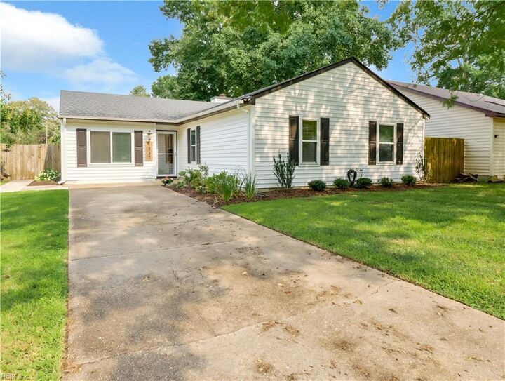 Property Photo:  1337 Crane Cres  VA 23454 