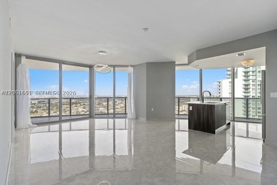 Property Photo:  488 NE 18th St 3801  FL 33132 