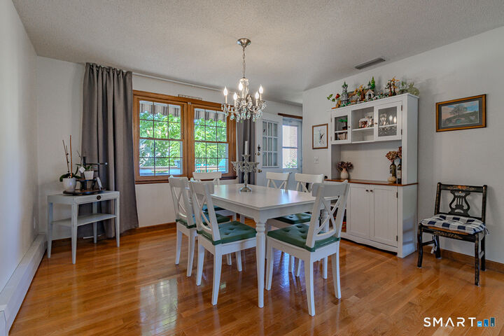 Property Photo: 5 Urban Lane CT 06111