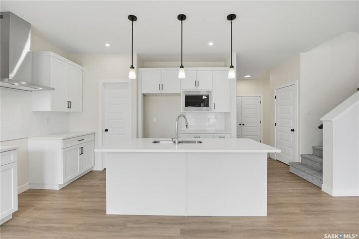 Property Photo: 692 Nazarali Lane SK S7V 1X5