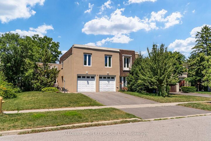 Property Photo: 32 Reesorville Road ON L3P 3L2