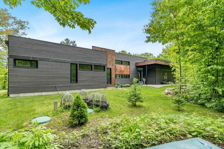 Property Photo: 3870 Darling Island Road ON L0K 1S0