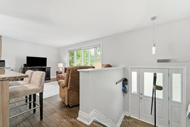 Property Photo: 223 Kemp Crescent ON N5A 6Z5