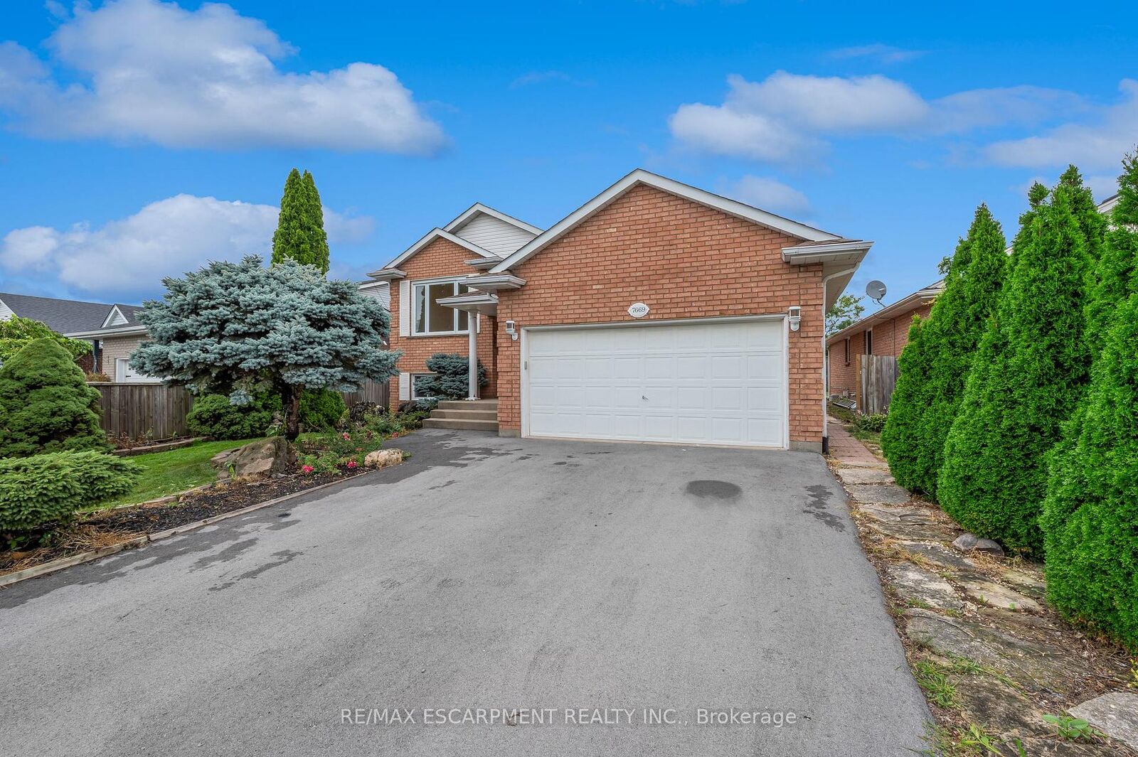 Property Photo:  7669 Alpine Drive #Lower  ON L2H 3B7 