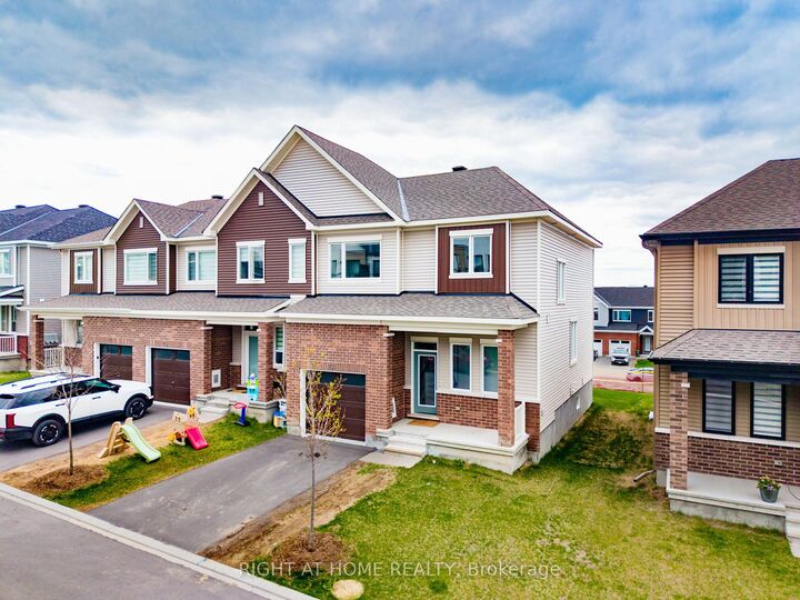 Property Photo:  106 Beebalm Crescent  ON K2J 7G5 