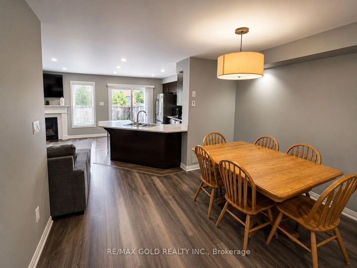 Property Photo:  1061 Nadalin Heights  ON L9T 8H3 
