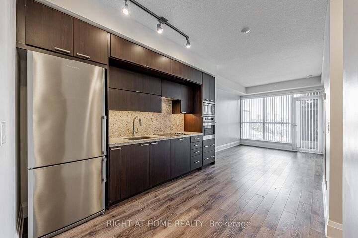 120 Harrison Garden Blvd Boulevard 521 — photo 1
