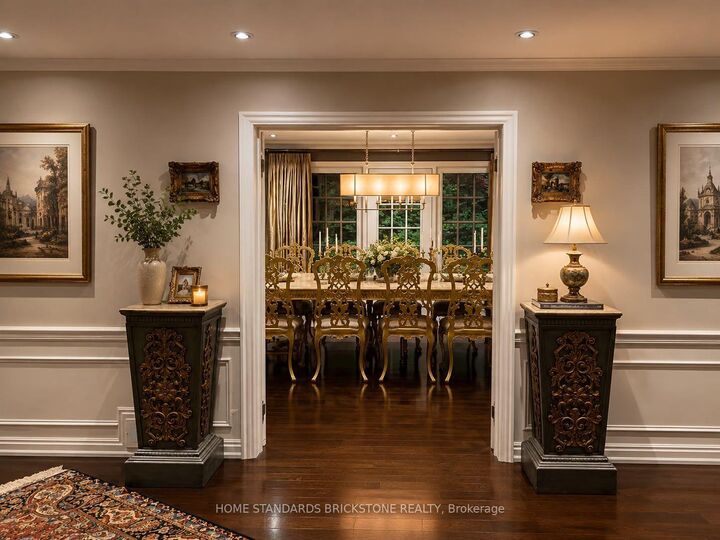 Property Photo:  2 Zaharias Court  ON M2L 2H6 