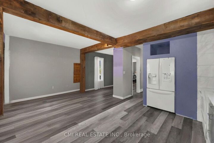 Property Photo:  433 Lydia Street  ON N7T 6P5 