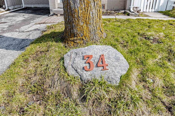 Property Photo: 34 Jackman Drive ON L6S 2L7