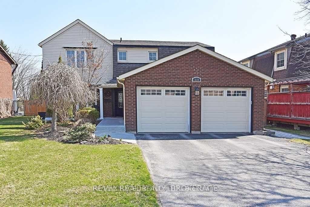 Property Photo:  218 Angeline Street N  ON K9V 5E9 