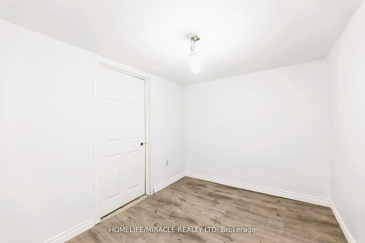 Property Photo:  1251 Warden Avenue Bsmt  ON M1R 2R4 