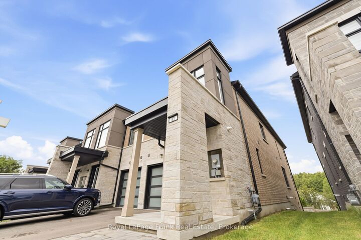 Property Photo:  63 Pine Gate Place  ON L1R 0S2 