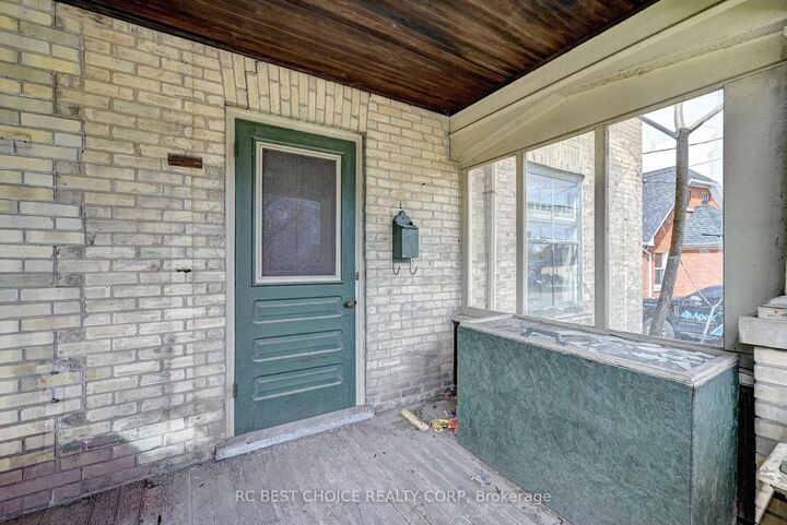 Property Photo: 263-265 Mill Street ON N2M 3R4