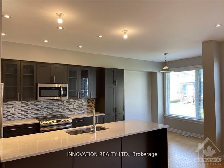 Property Photo:  718 Guardian Grove  ON K1X 0B2 