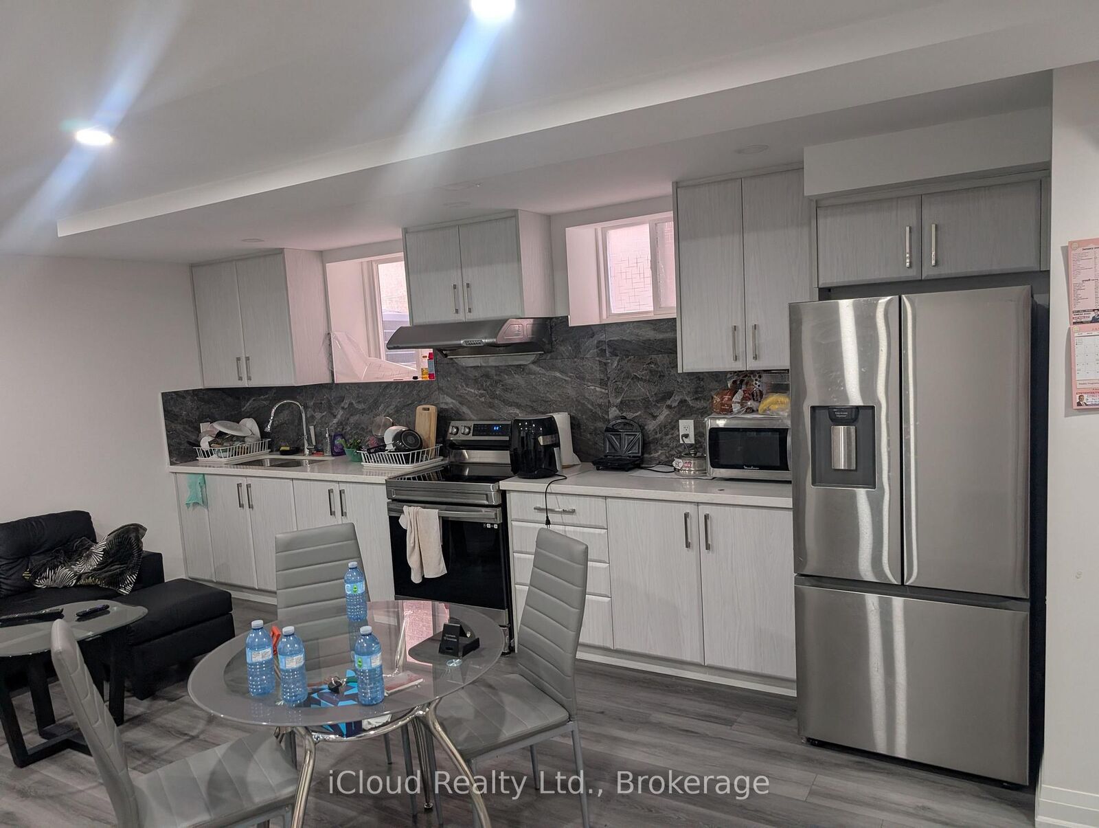 Property Photo: 59 Haviland Circle ON L6R 0T7