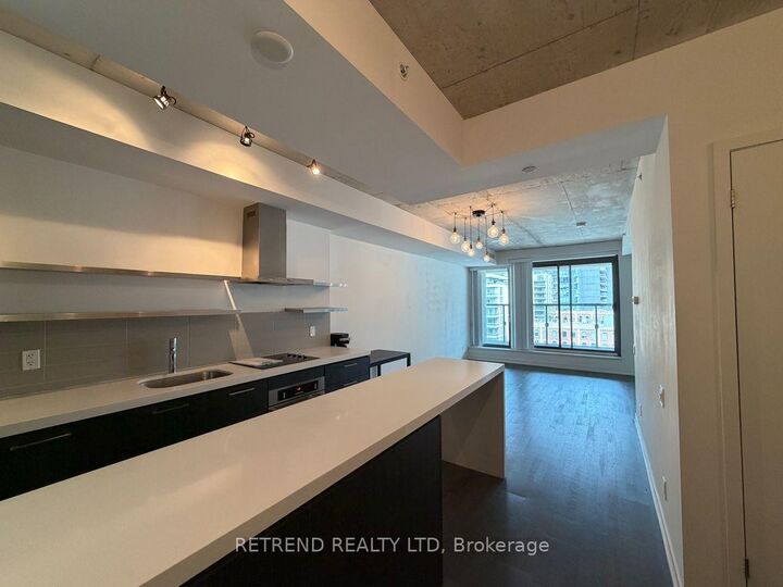 Property Photo:  560 King Street W 610  ON M5V 1M3 