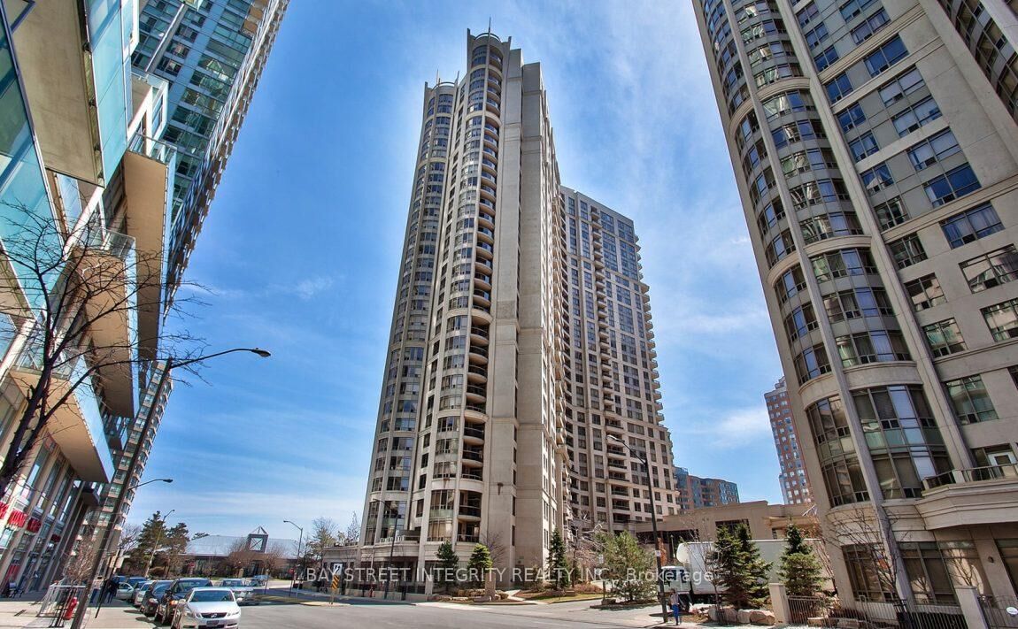 Property Photo: 3888 Duke Of York Boulevard 2328 ON L5B 4P5