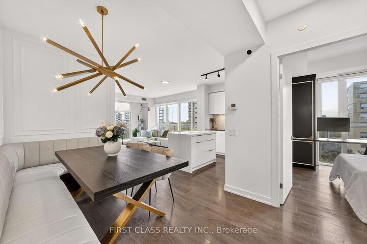 Property Photo: 609 Avenue Road 707 ON M4V 0B1