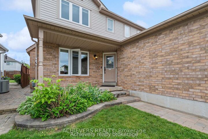 Property Photo: 66 Leggott Avenue ON L4N 8B7