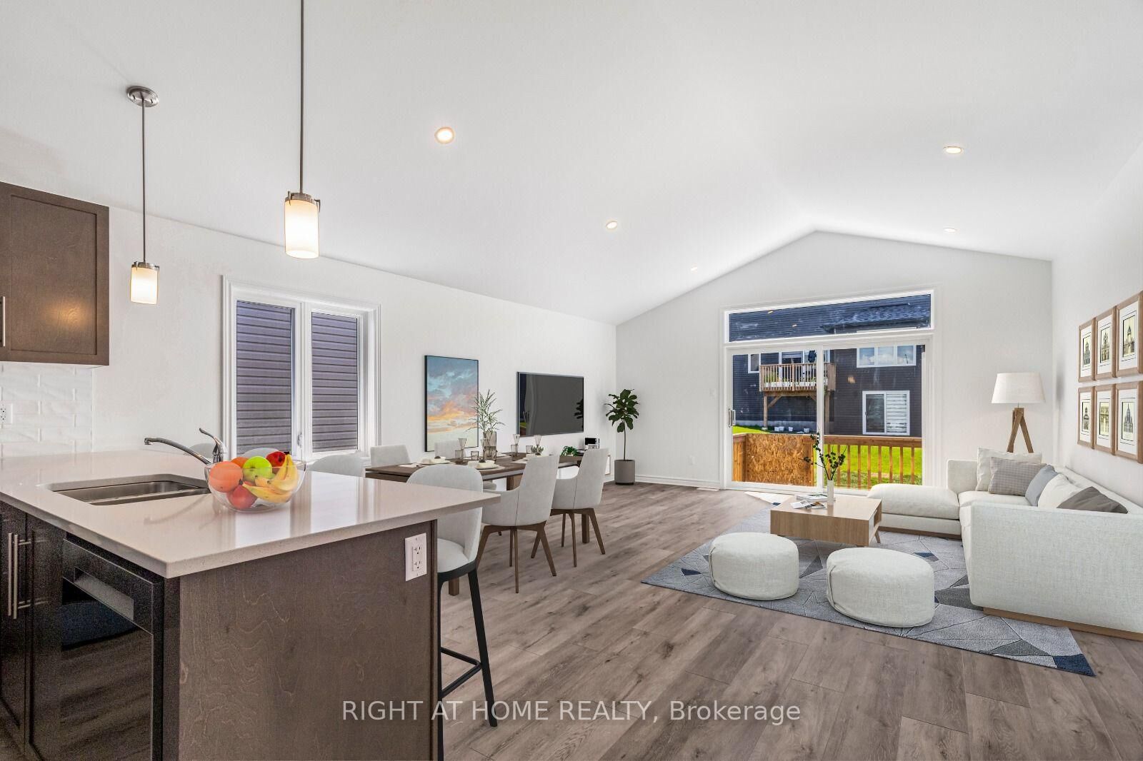 Property Photo:  27 Yade Road  ON K2L 2R5 