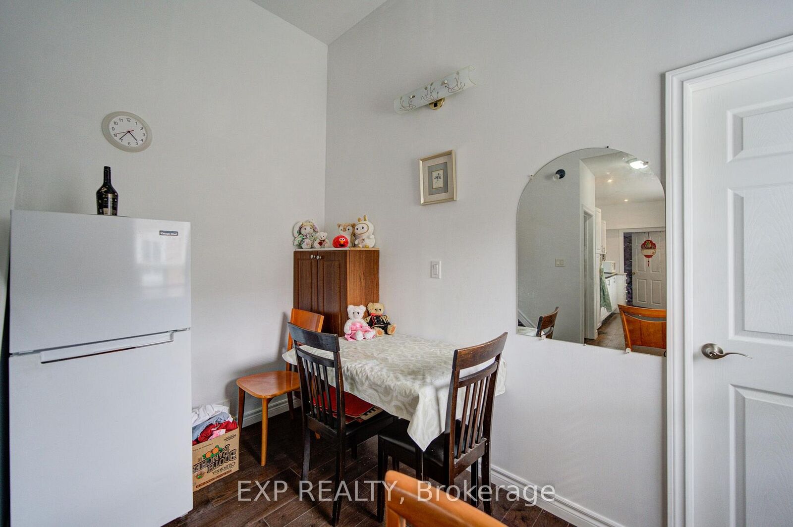 Property Photo: 176 Sedgemount Drive ON M1H 1Y2
