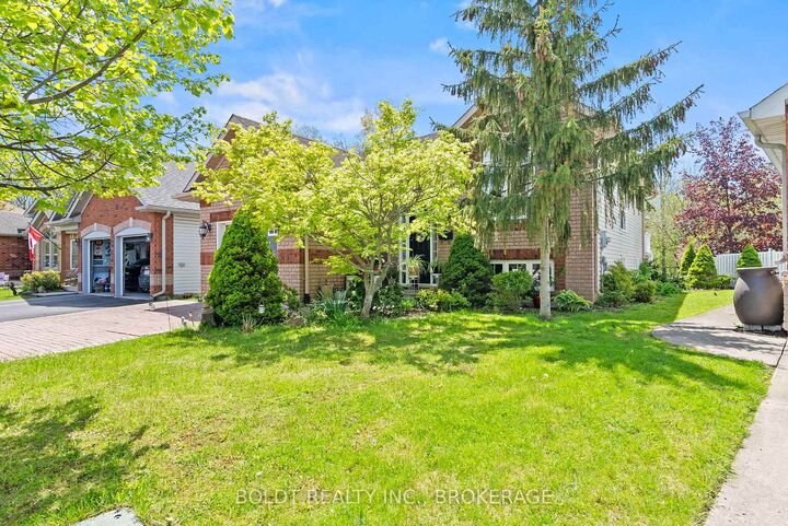 Property Photo: 4333 Southerland Court ON L2G 7W4