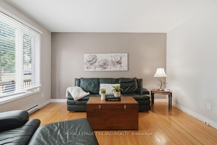Property Photo: 59 Kintail Crescent ON N6E 1J4