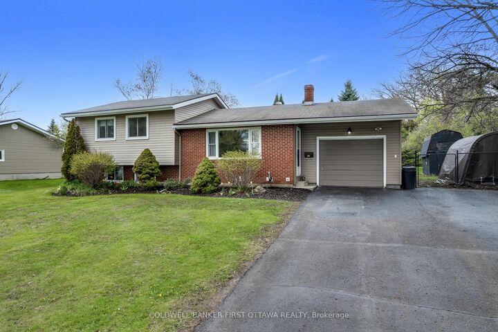 114 Morris Road S — photo 1