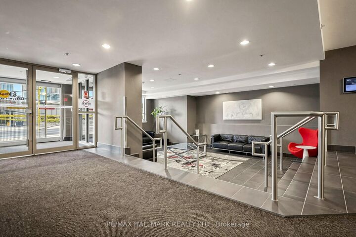 Property Photo:  812 Lansdowne Avenue 1119  ON M6H 4K5 