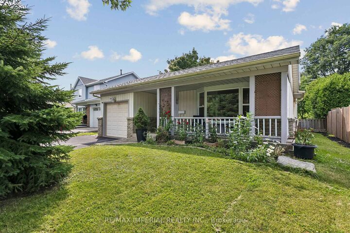 Photo de la propriété:  2531 Windjammer Road  ON L5L 1H7 