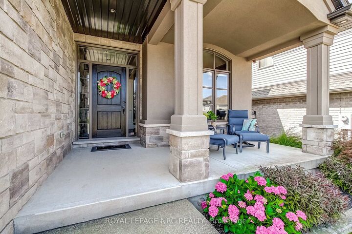 Property Photo: 8816 Angie Drive ON L2H 0H9