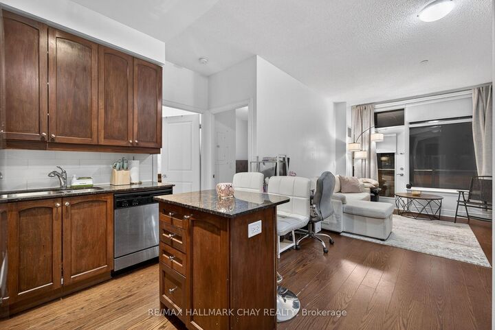 Property Photo:  701 Sheppard Avenue W 108  ON M3H 2S7 