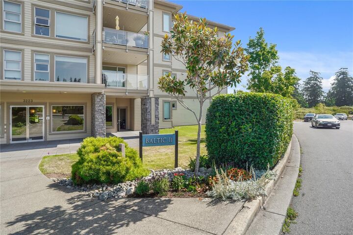 Property Photo:  3223 Selleck Way #405  BC V9C 0E7 