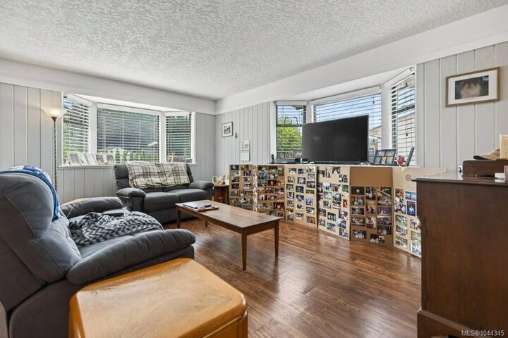 Property Photo:  1005 26th St  BC V9N 7H6 