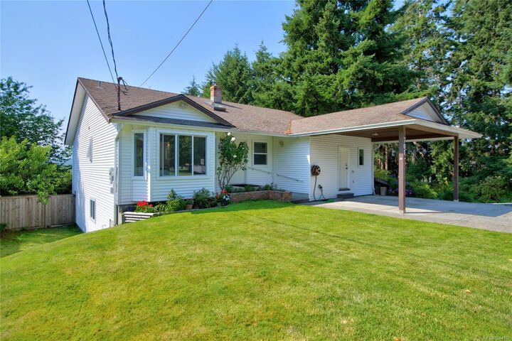 Property Photo:  701 Glenalan Rd  BC V9W 5G6 