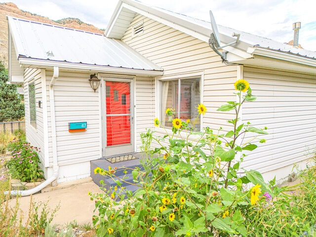 Property Photo:  47 S 200 E  UT 84526 